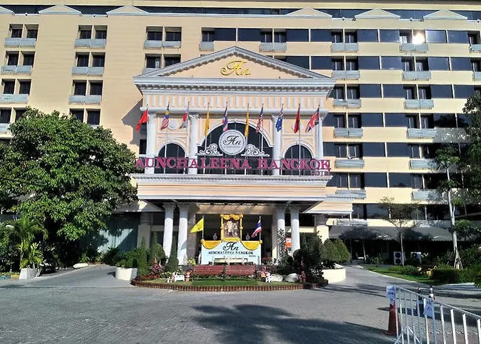 Chaleena Princess Hotel